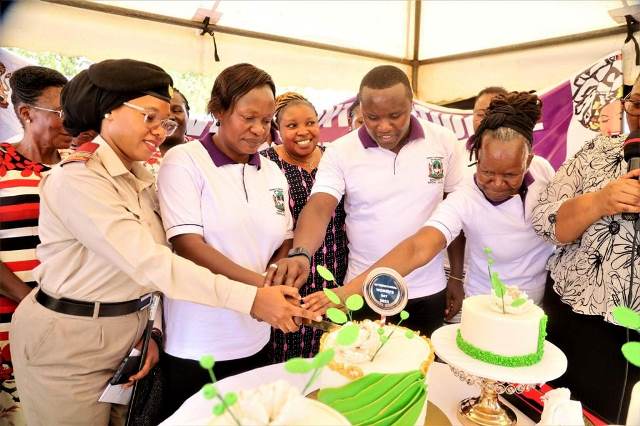 FIRST LADY LEADS RESIDENTS IN COMMEMORATING WOMEN’S DAY