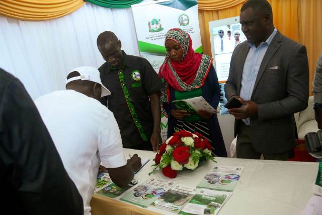 HOMABAY INVESTMENT CONFERENCE ENTERS DAY 2 AS THE KAKAMEGA BOOTH HOSTS RT. HON. RAILA ODINGA